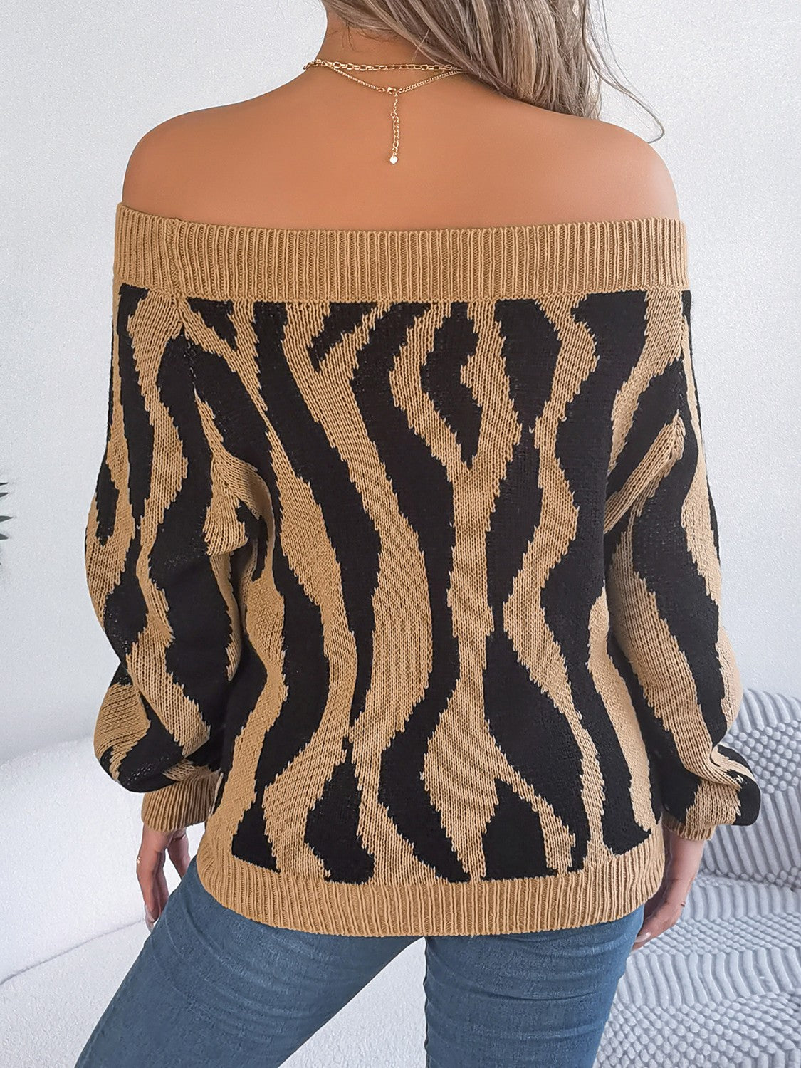 CD | Pulover modern și la modă