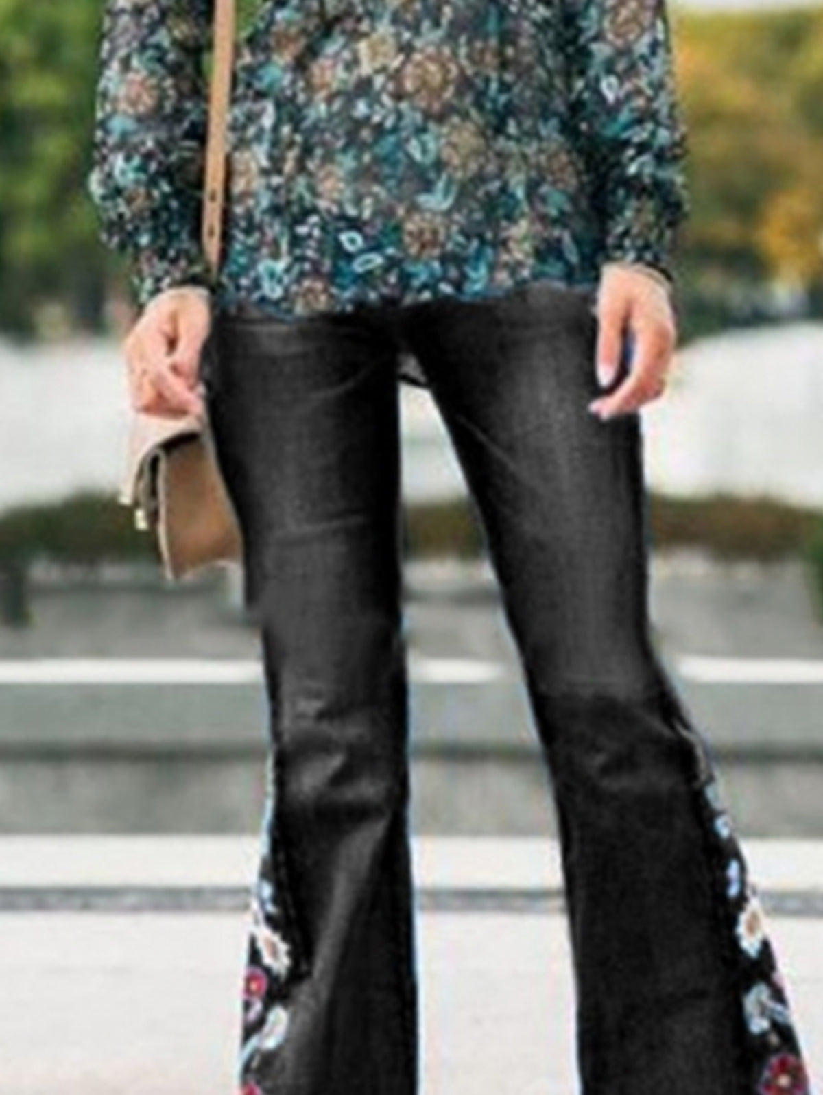 CD | Pantaloni casual și confortabili