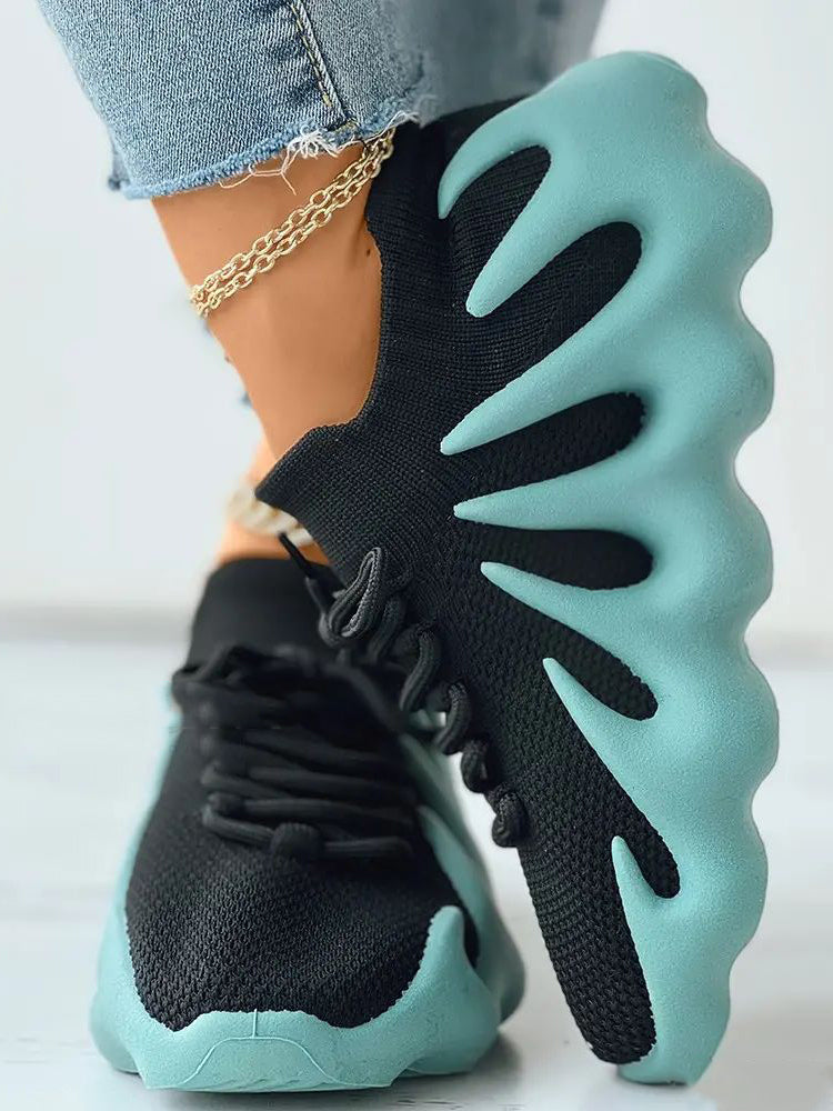 CD | Adidași eleganți și aerisiți