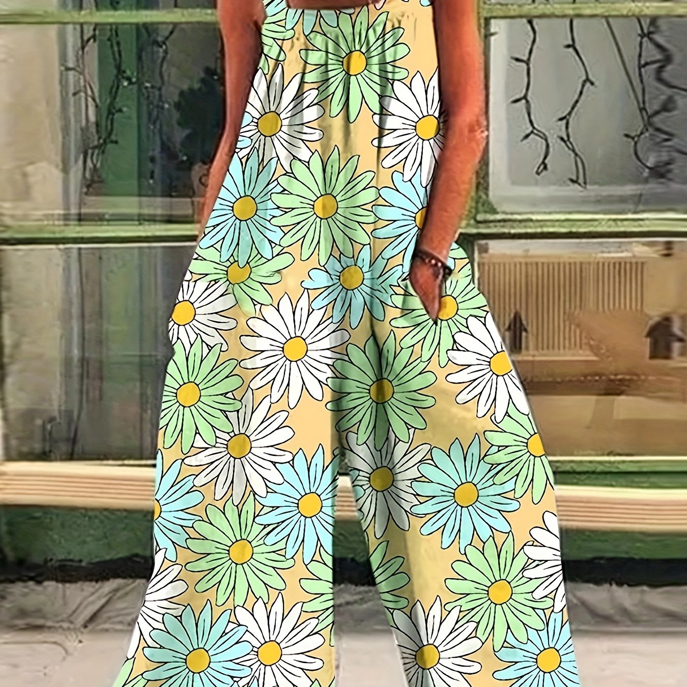 CD | Salopetă trendy și elegantă