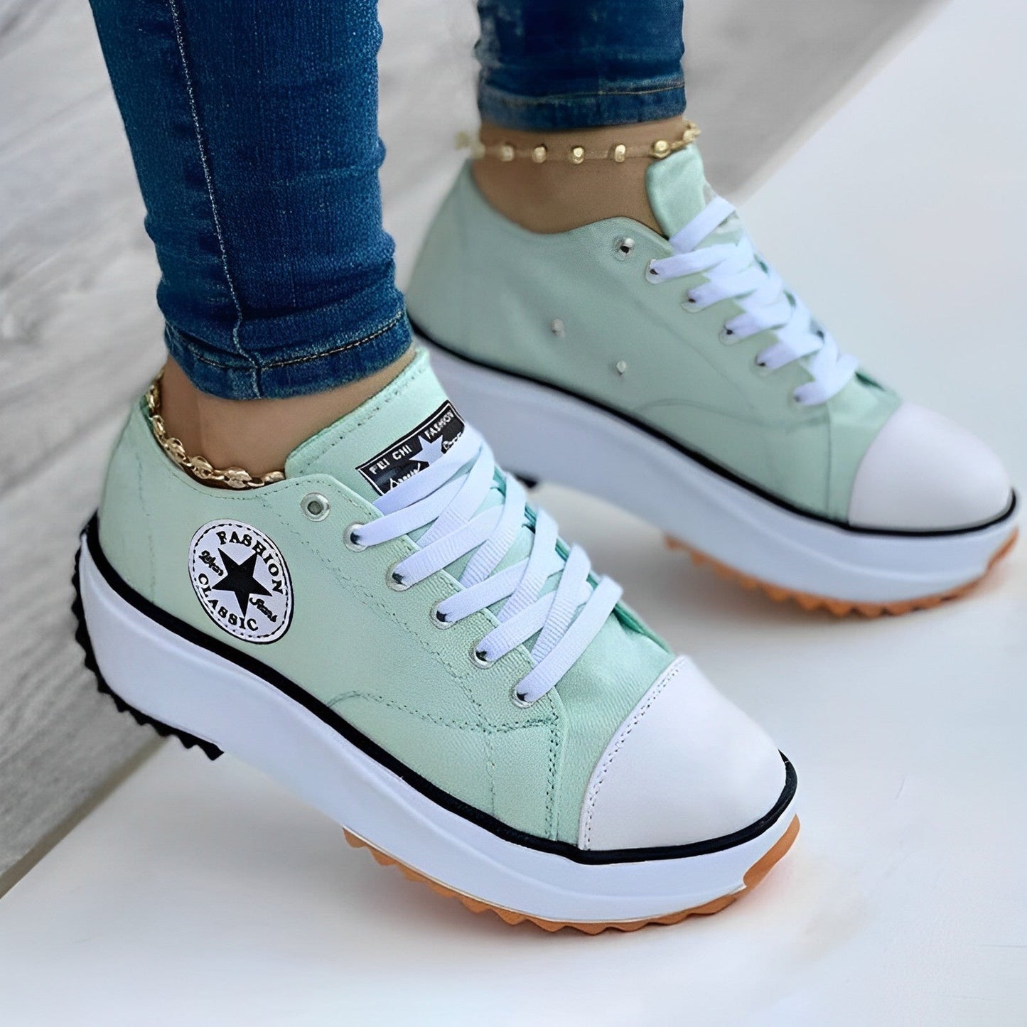 CD | Adidași slim și cool