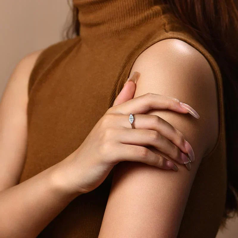 Hailey Gold Thin Playa Ring