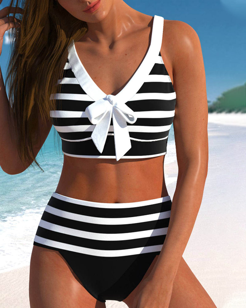 CD | Bikini de vară colorați eleganți