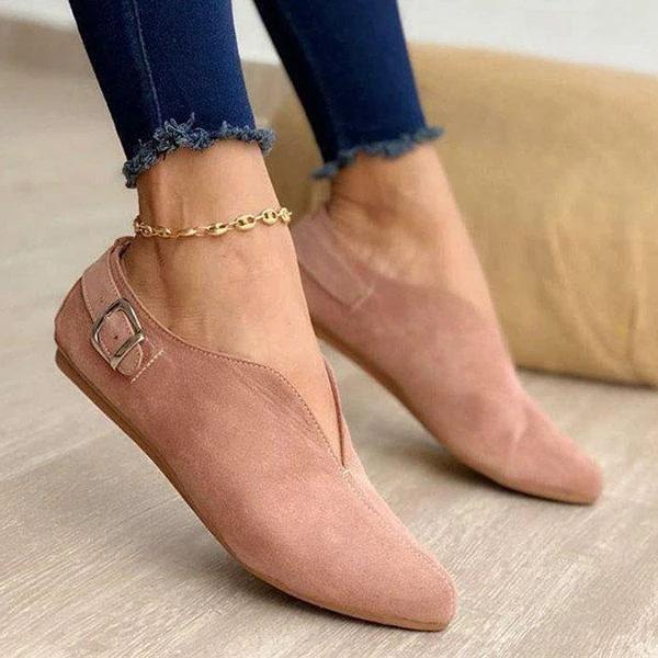 CD | Pantofi eleganți din piele de căprioară cu detaliu elegant cu cataramă