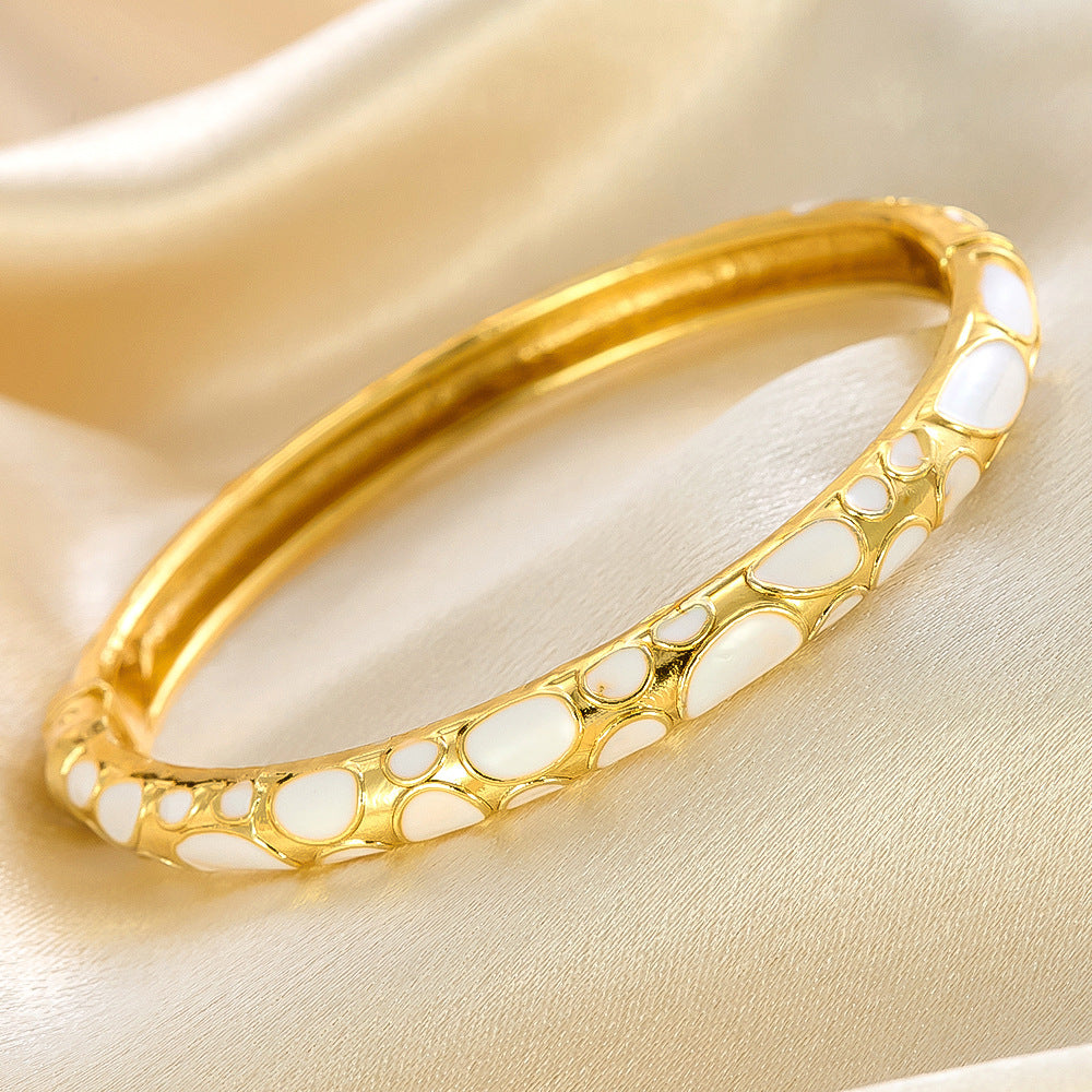Classic Gold Bracelet