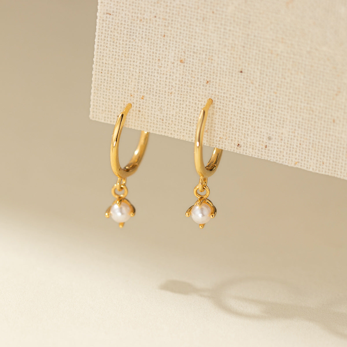 Classic Pearl Earrings