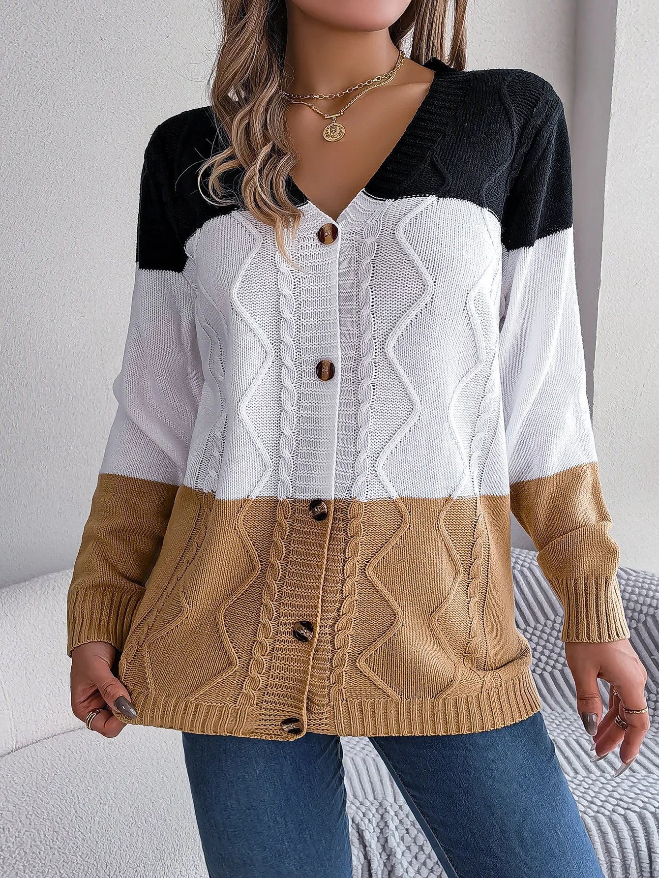 CD | Cardigan general atemporal și elegant