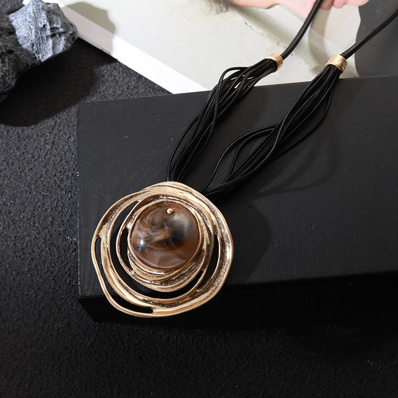 Elegant Agate Necklace