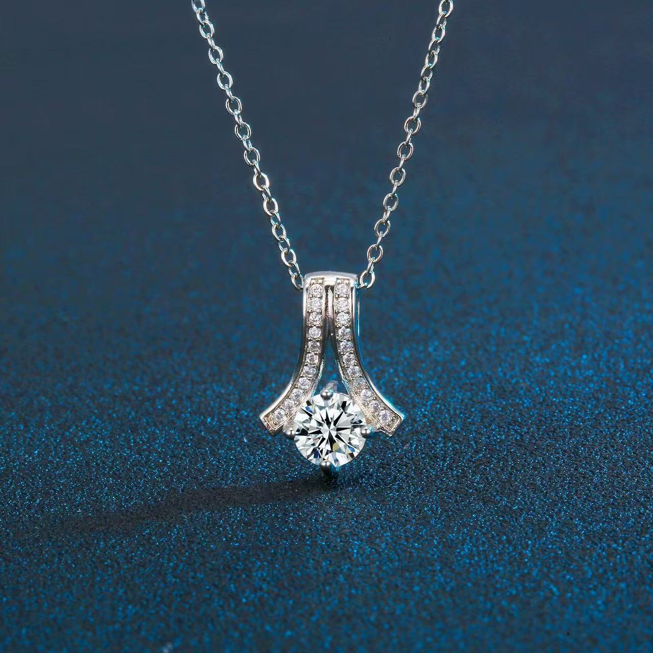 Elegant Diamond Necklace