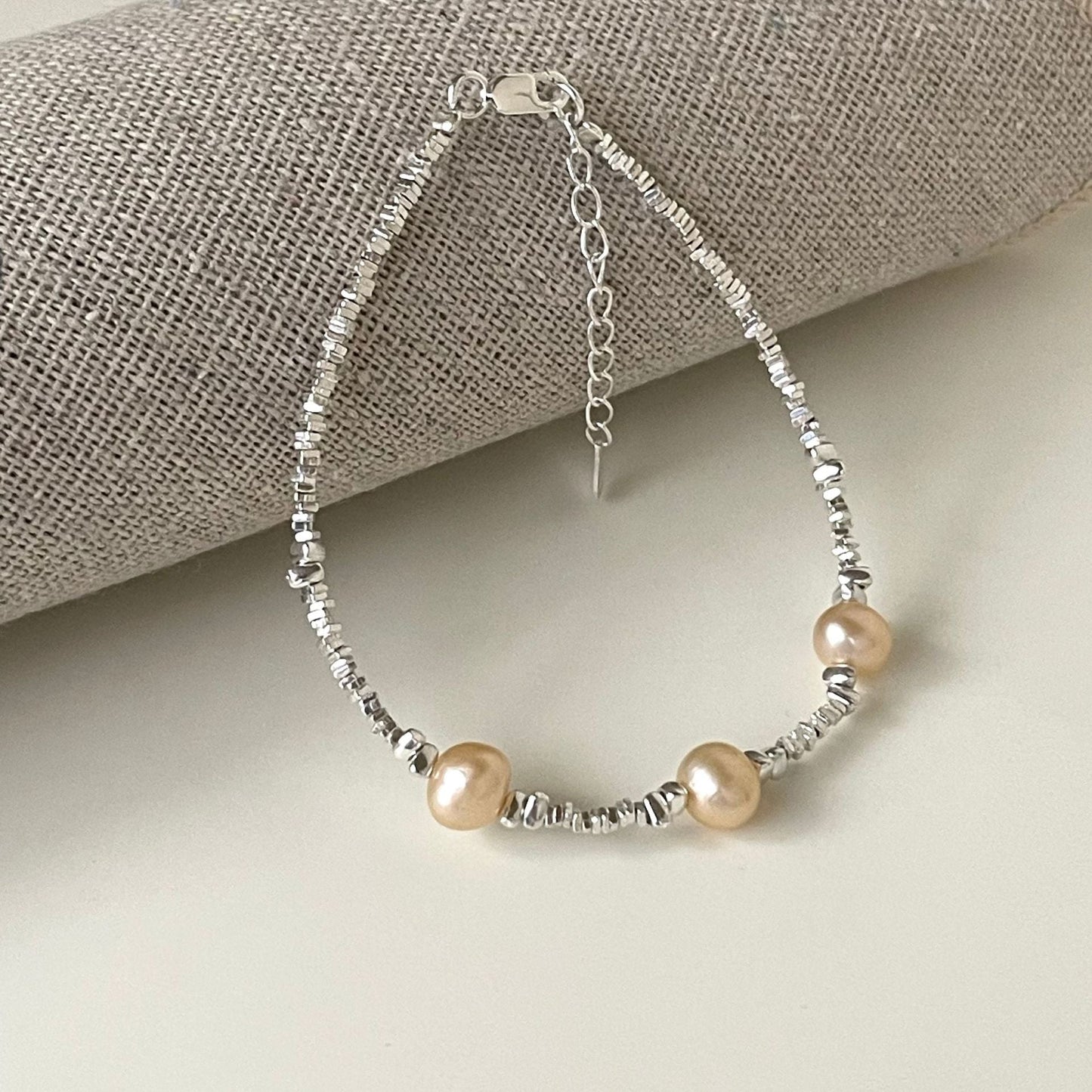 Elegant Pearl Bracelet