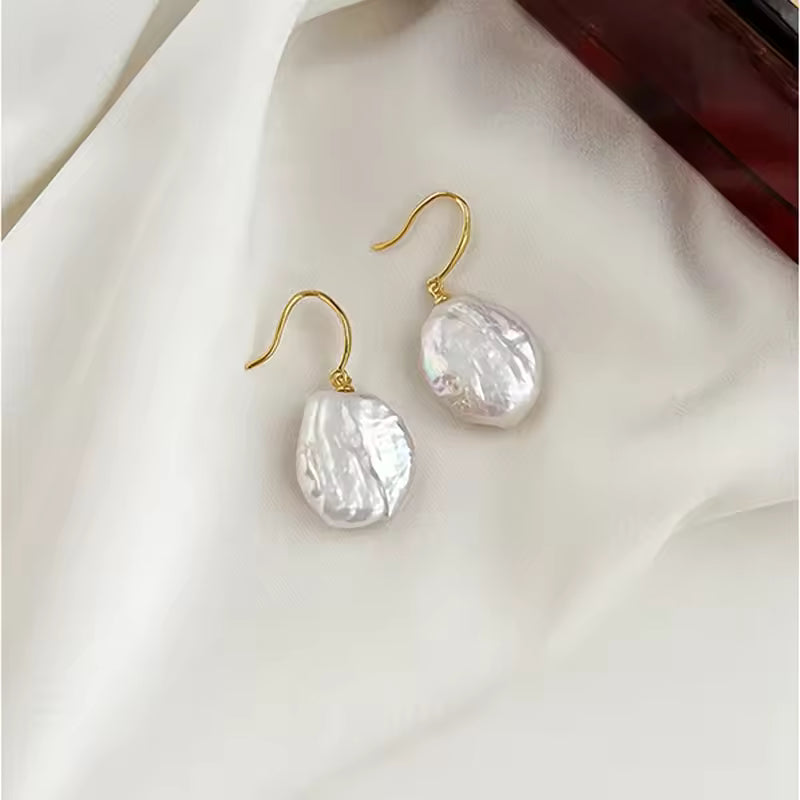 Elegant Pearl Drop