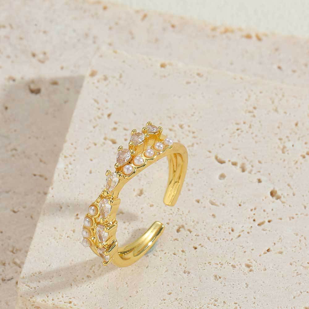 Elegant Pearl Gold Ring