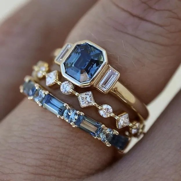 Elegant Sapphire Gold Ring