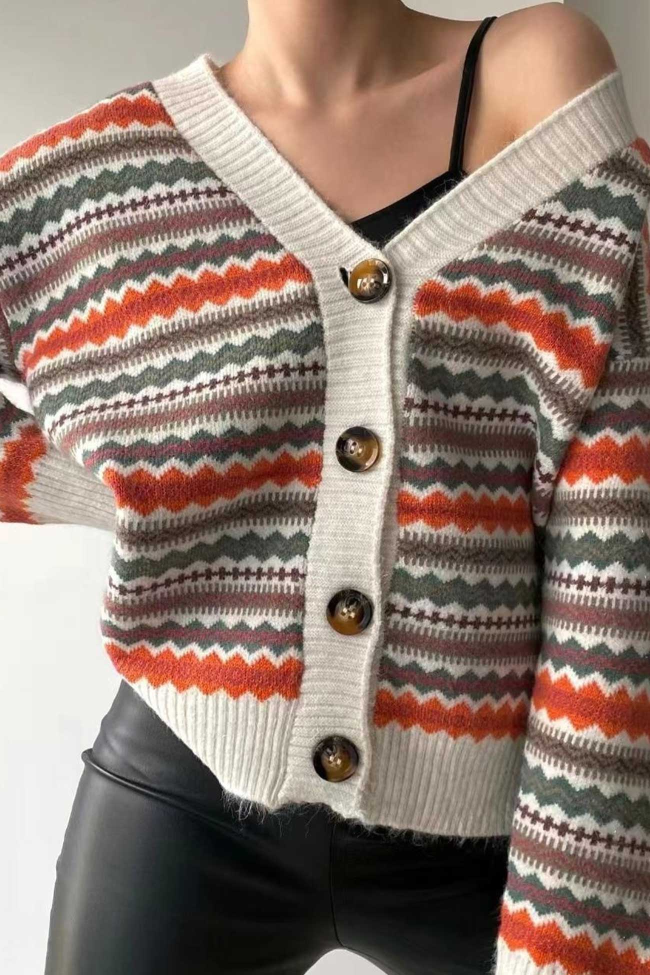 CD | Cardigan clasic și elegant