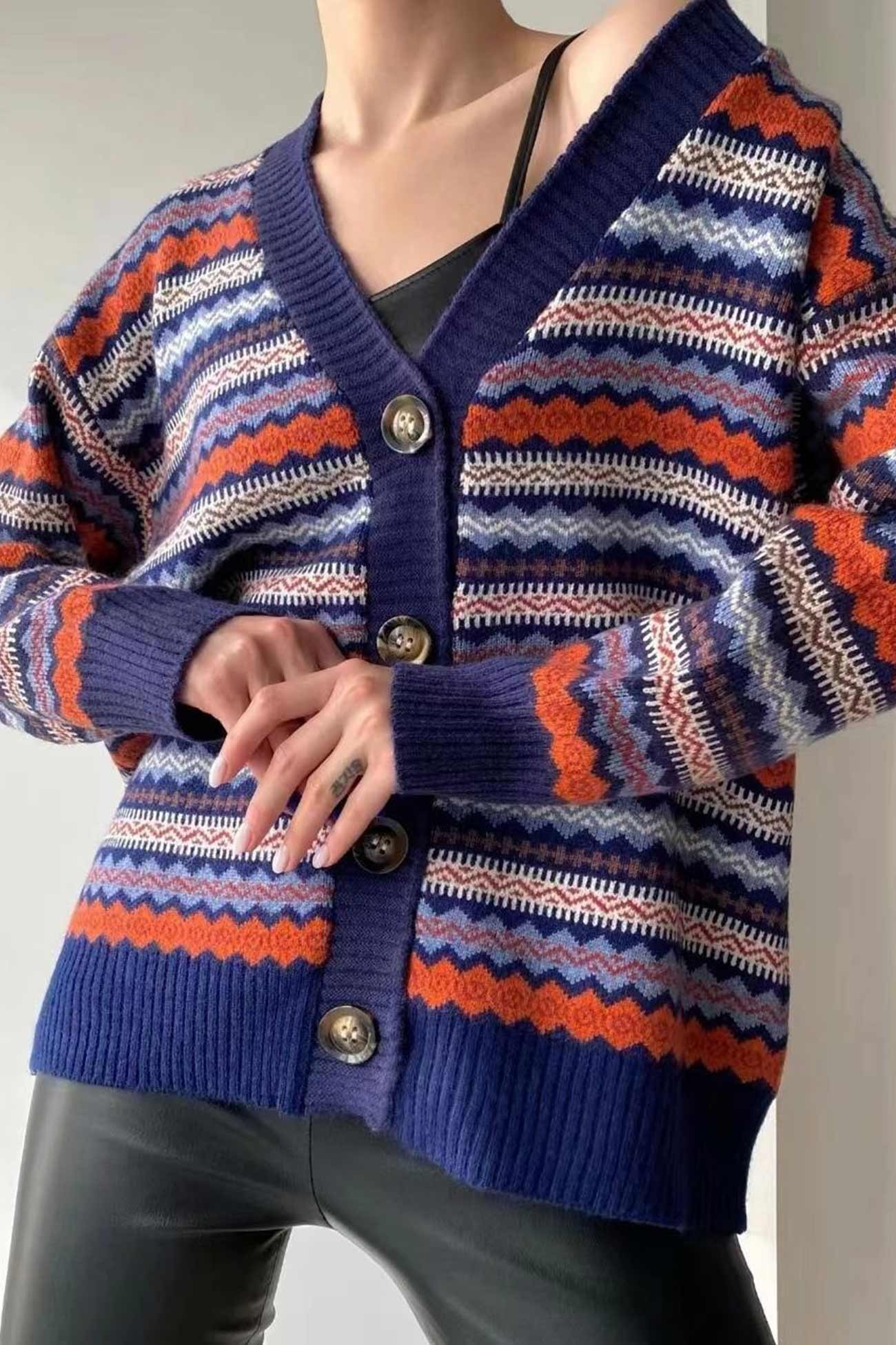 CD | Cardigan clasic și elegant