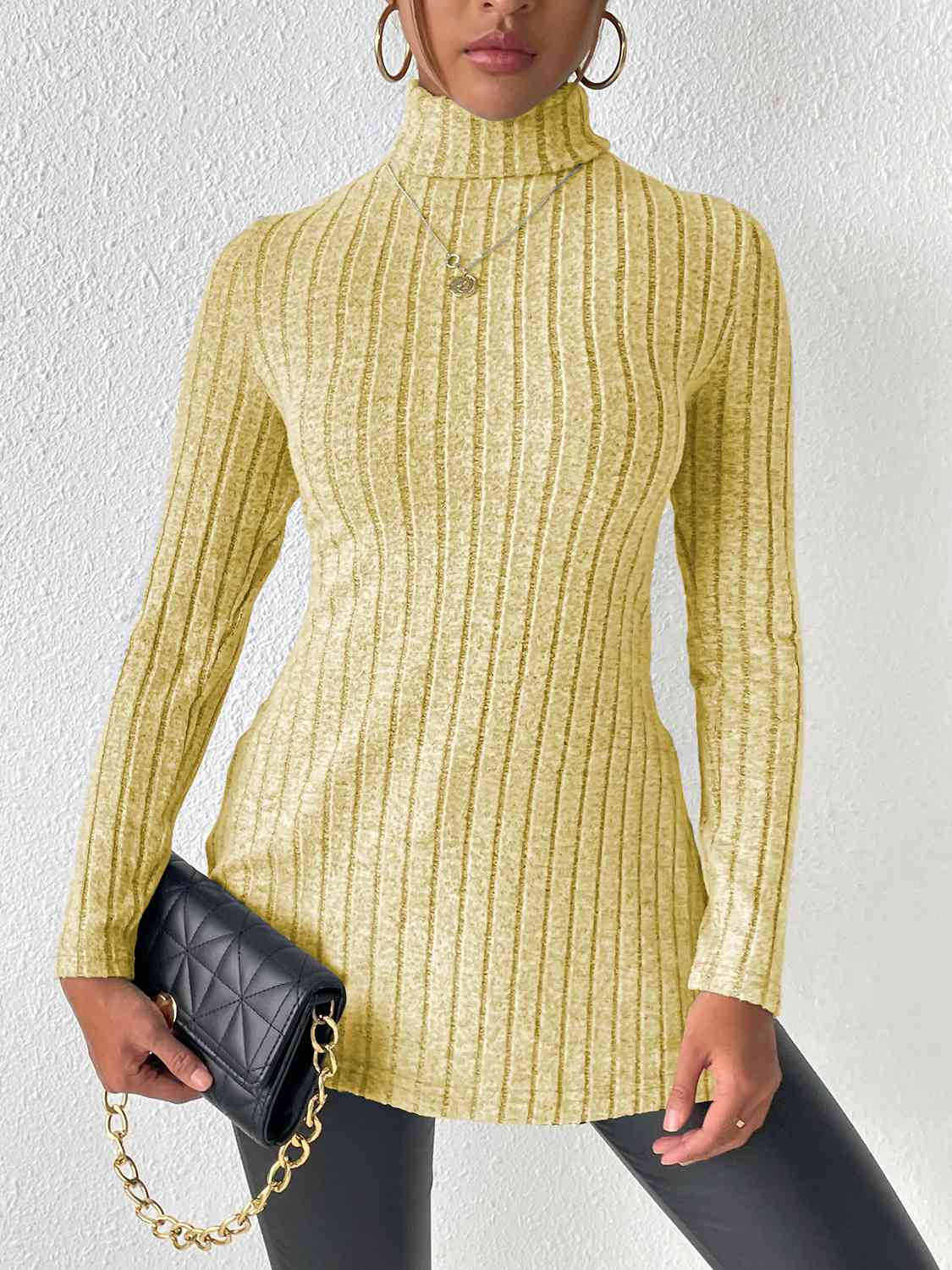 CD | Elegant și versatil tricou de iarnă
