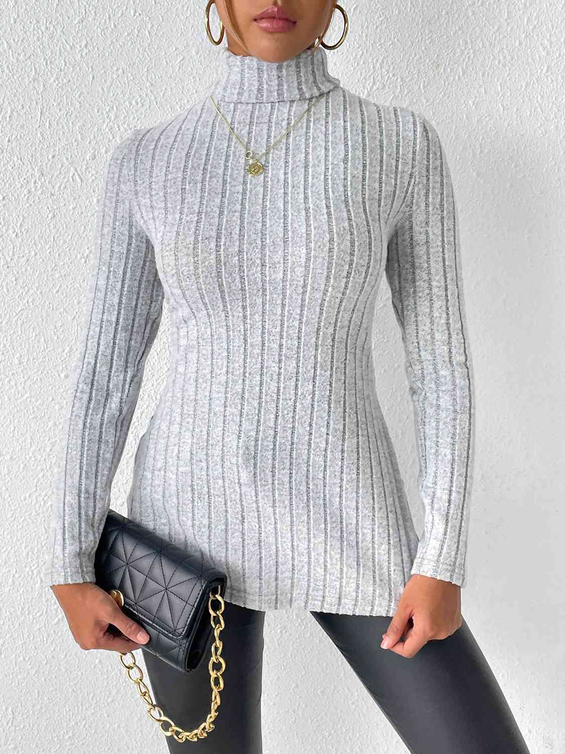 CD | Elegant și versatil tricou de iarnă