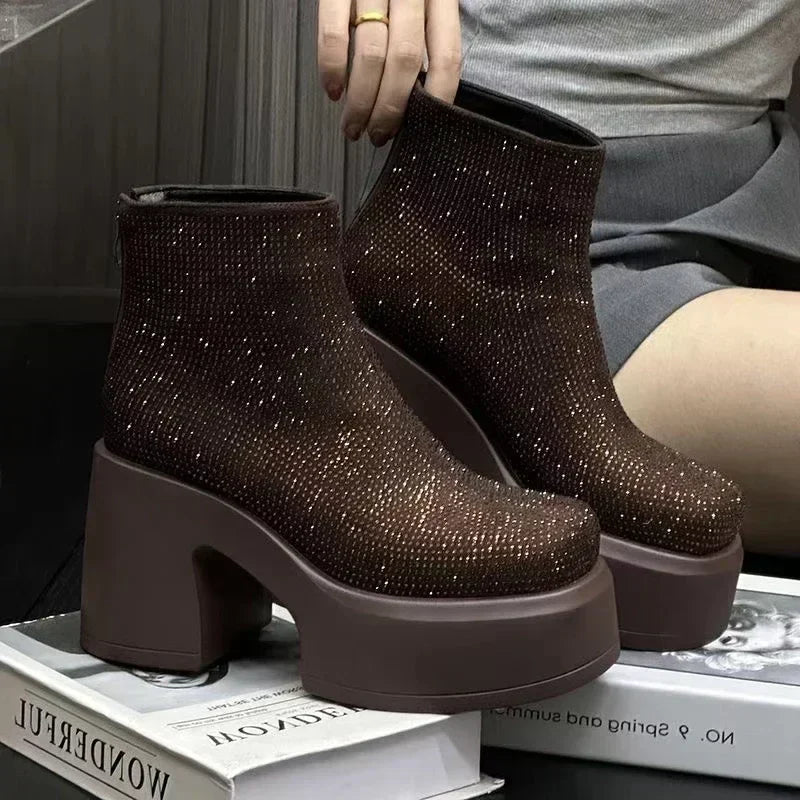 Ortopedice confortabile și la modă