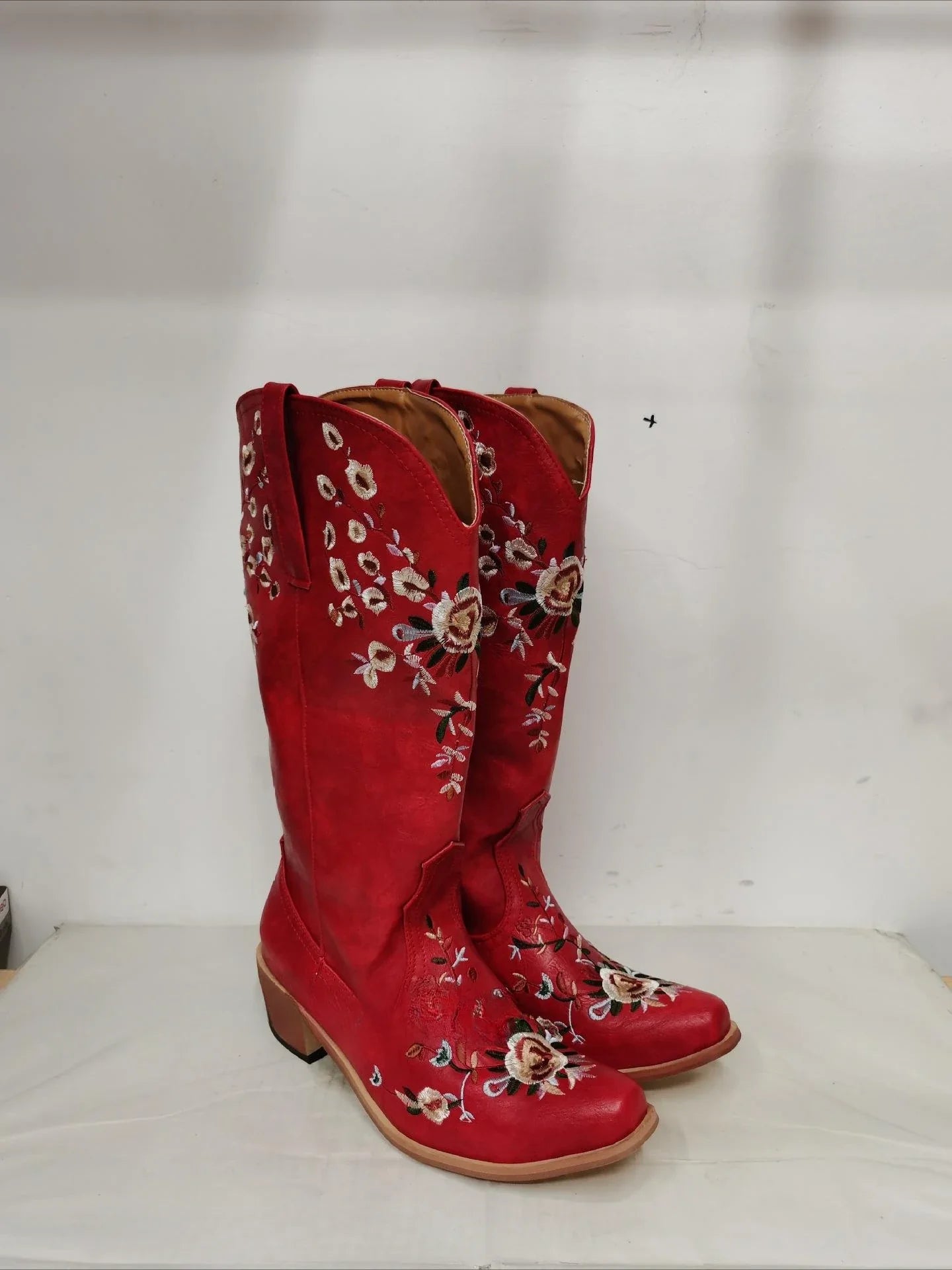 Ortopedice de susținere și elegante