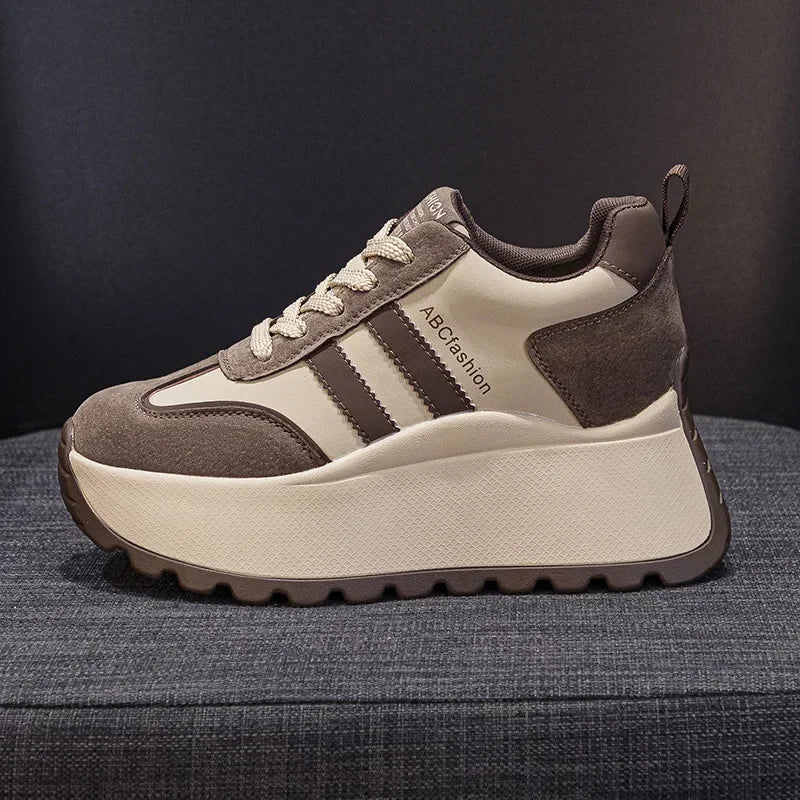 Ortopedice Adidași confortabile și la modă