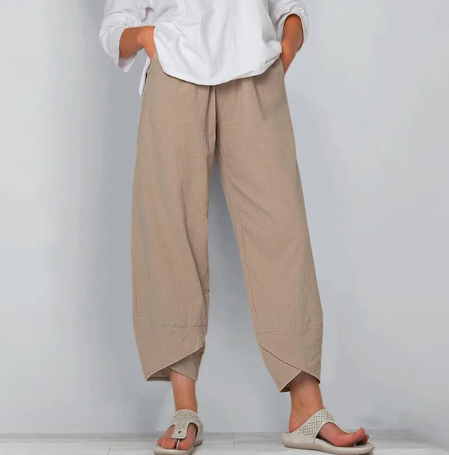 CD | Pantaloni drepți eleganți pentru femei