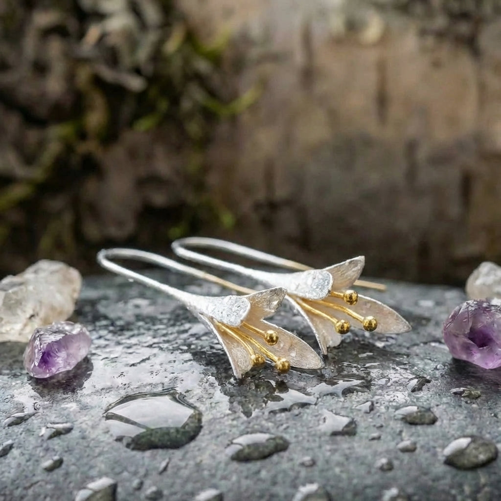 Vintage Flower Dangle Earrings