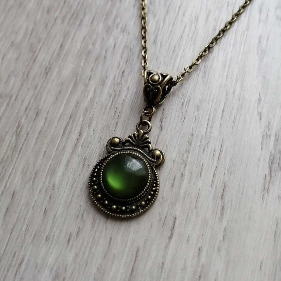 Vintage Green Stone Necklace