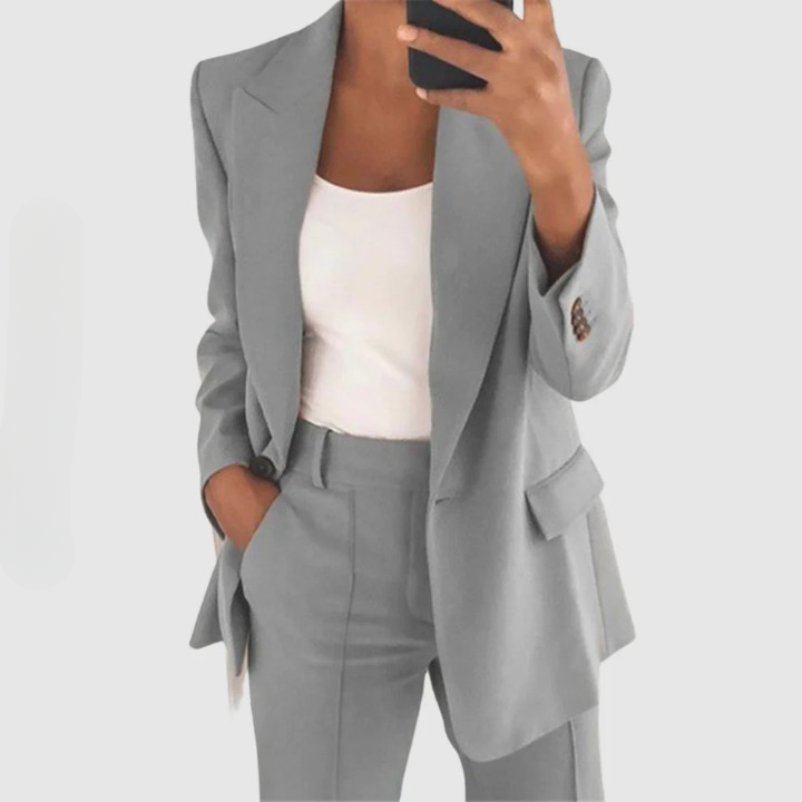 CD | Blazer setat pentru rafinament elegant