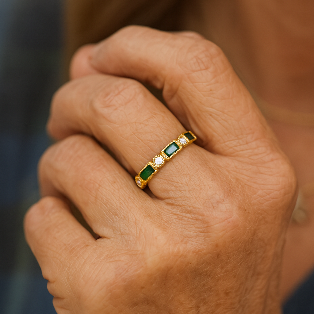 Vintage Gold Ring With Green Zirconia