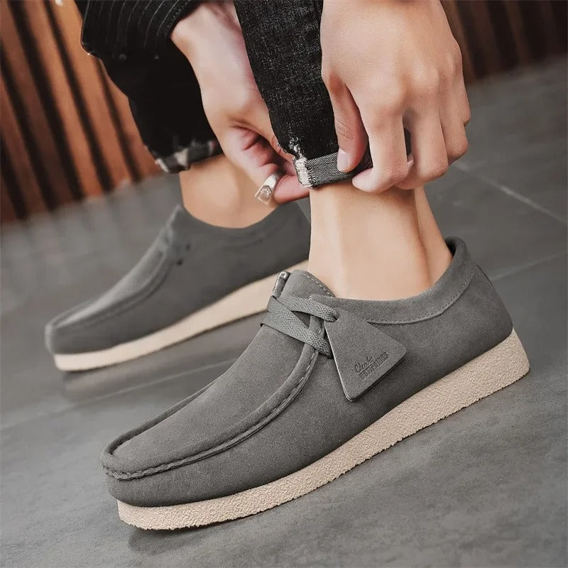 CD | Adidași slip-on din piele de căprioară