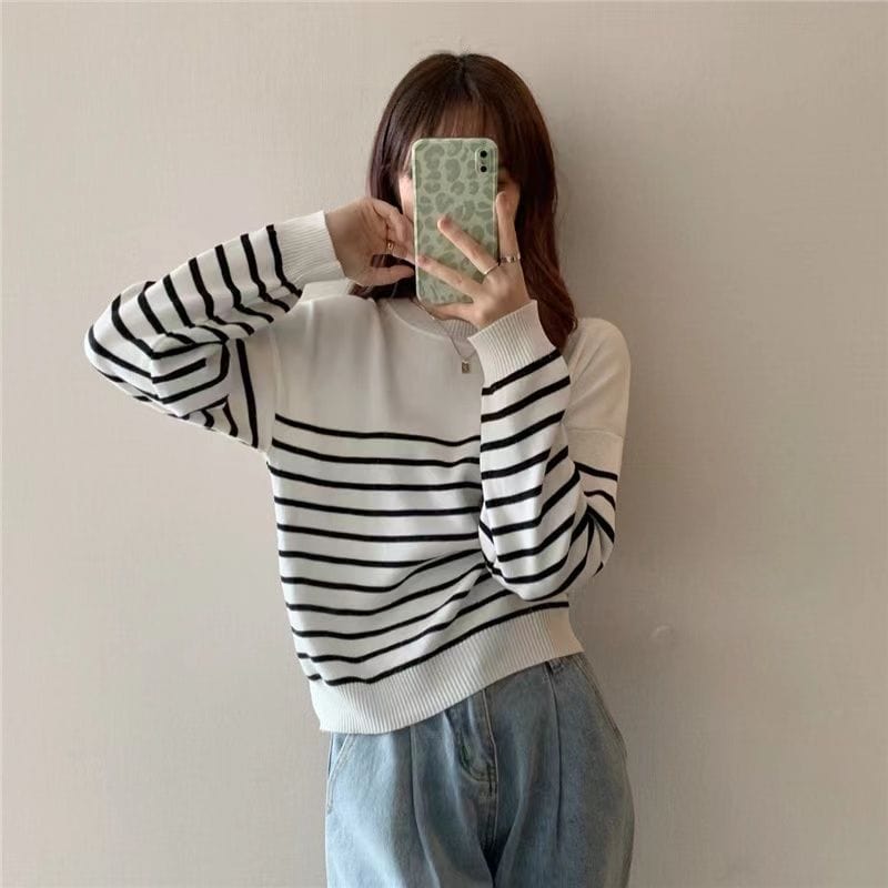 CD | Pulover solid cu gât rotund