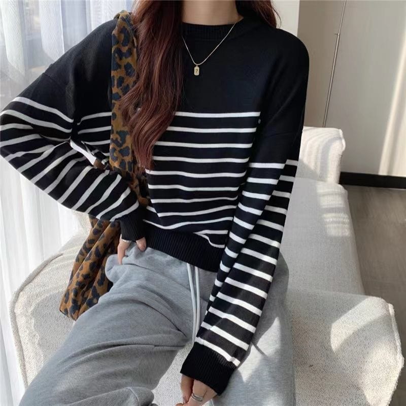 CD | Pulover solid cu gât rotund