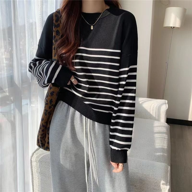 CD | Pulover solid cu gât rotund