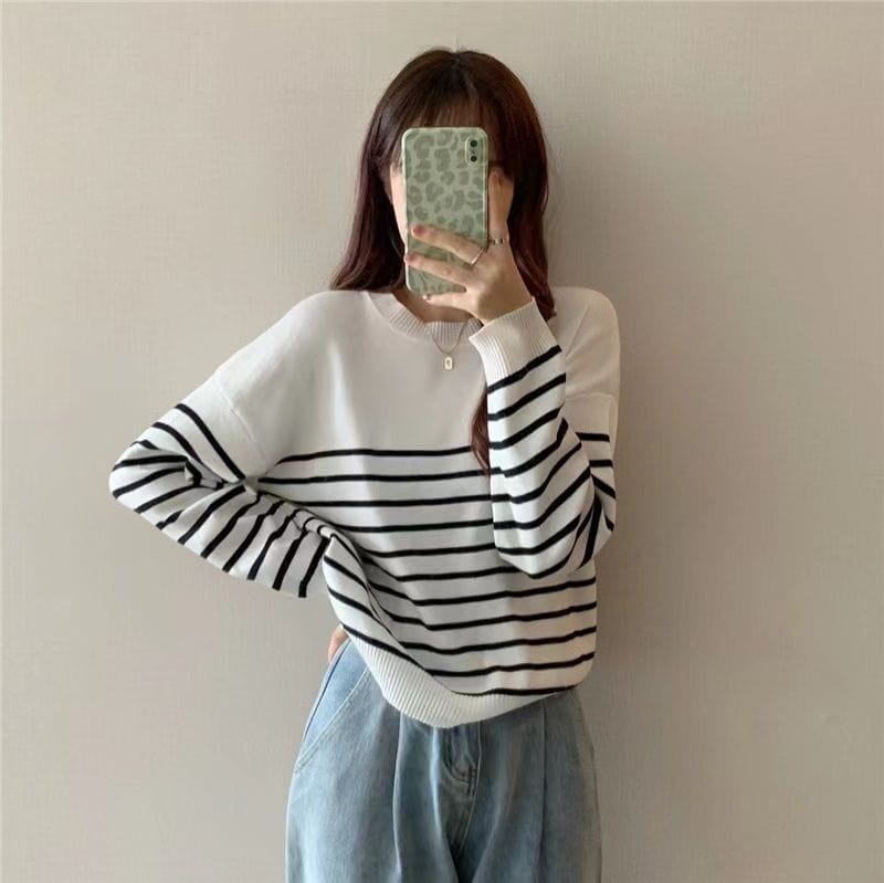 CD | Pulover solid cu gât rotund