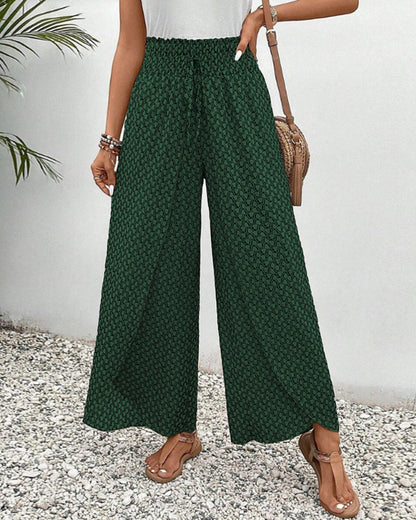 CD | Pantaloni cu model geometric