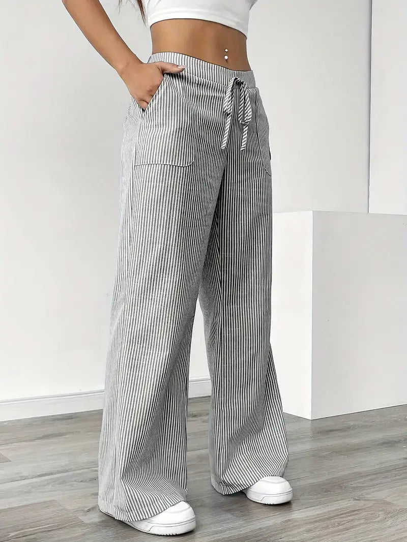 CD | Pantaloni eleganți cu dungi și buzunare