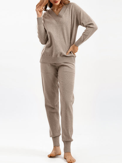 Elegantly Designed Pullover
