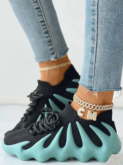 CD | Adidași eleganți și aerisiți