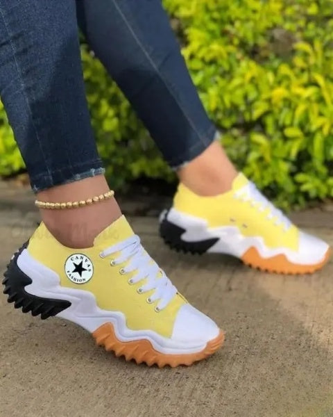 CD | Adidași cu șireturi Muffin cu epoleți și inserții contrastante