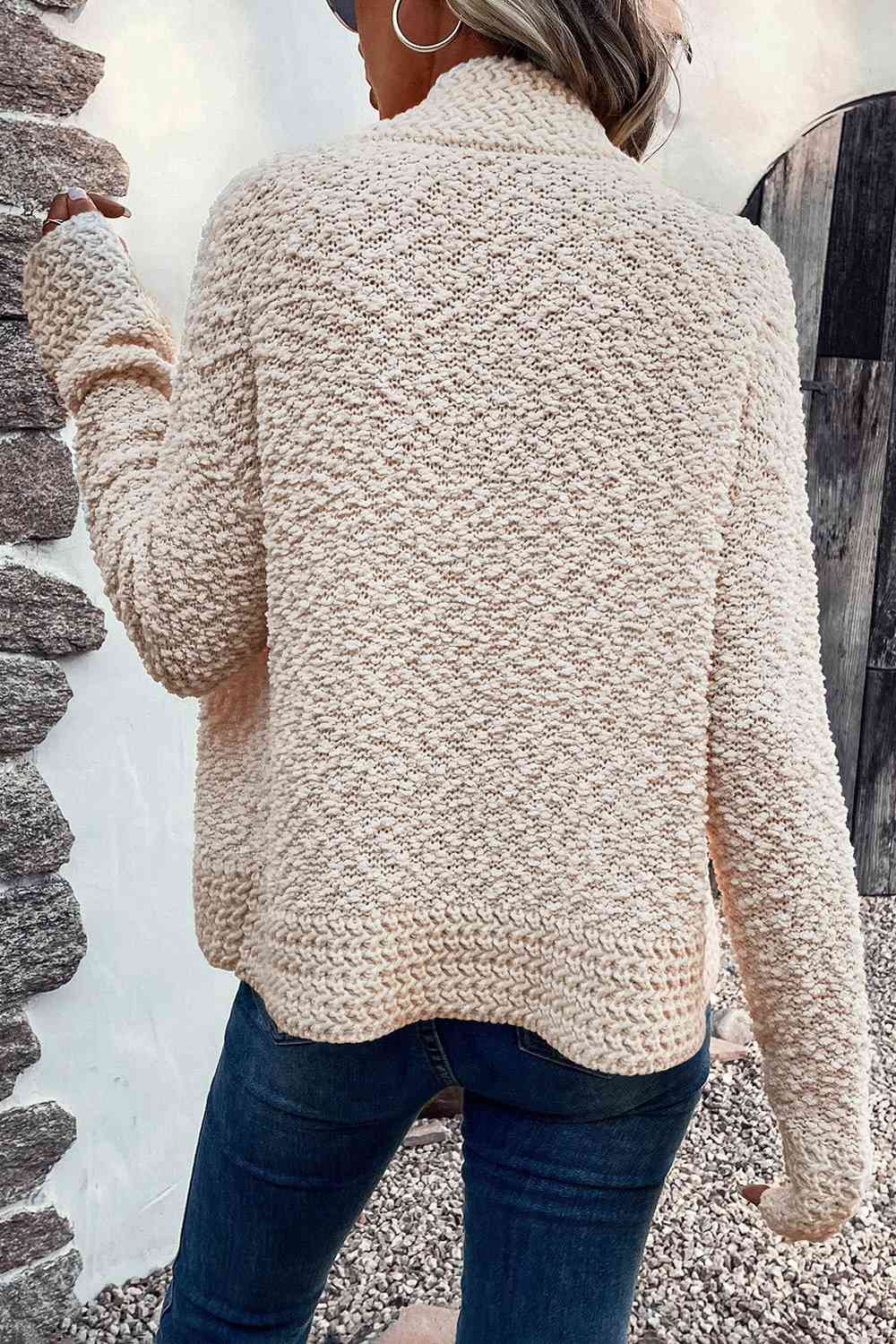 CD | Cardigan de iarnă la modă și minimalist