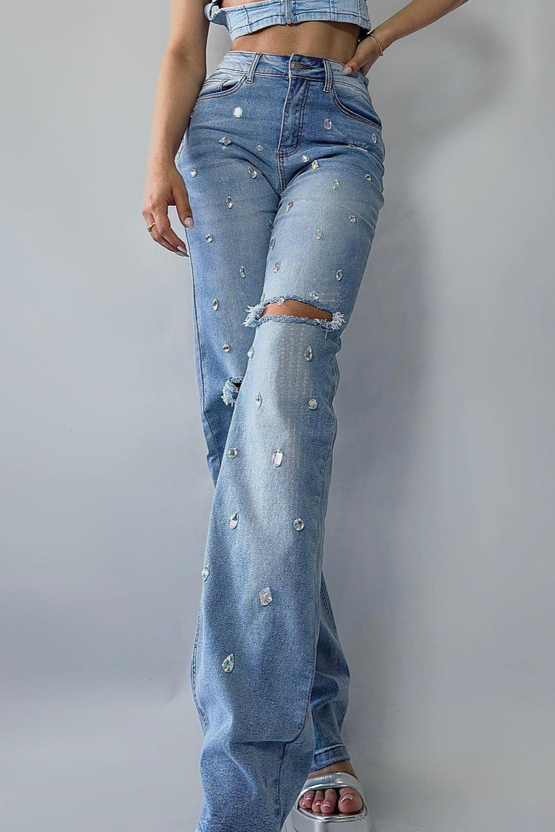 Gracefully Designed Garment