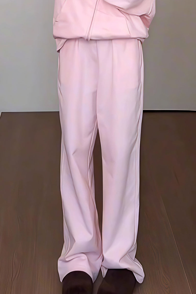 Effortlessly Elegant Pants with a Timeless Design