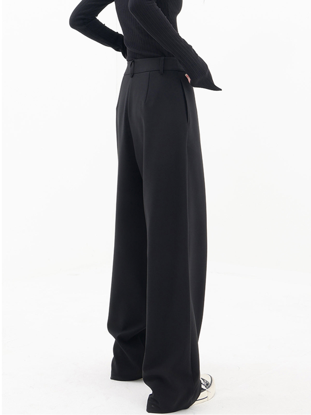 CD | Pantaloni baggy moderni