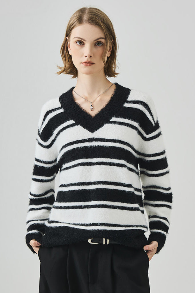 Classic Designed Sweater