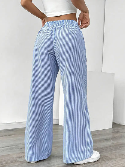 CD | Pantaloni eleganți cu dungi și buzunare
