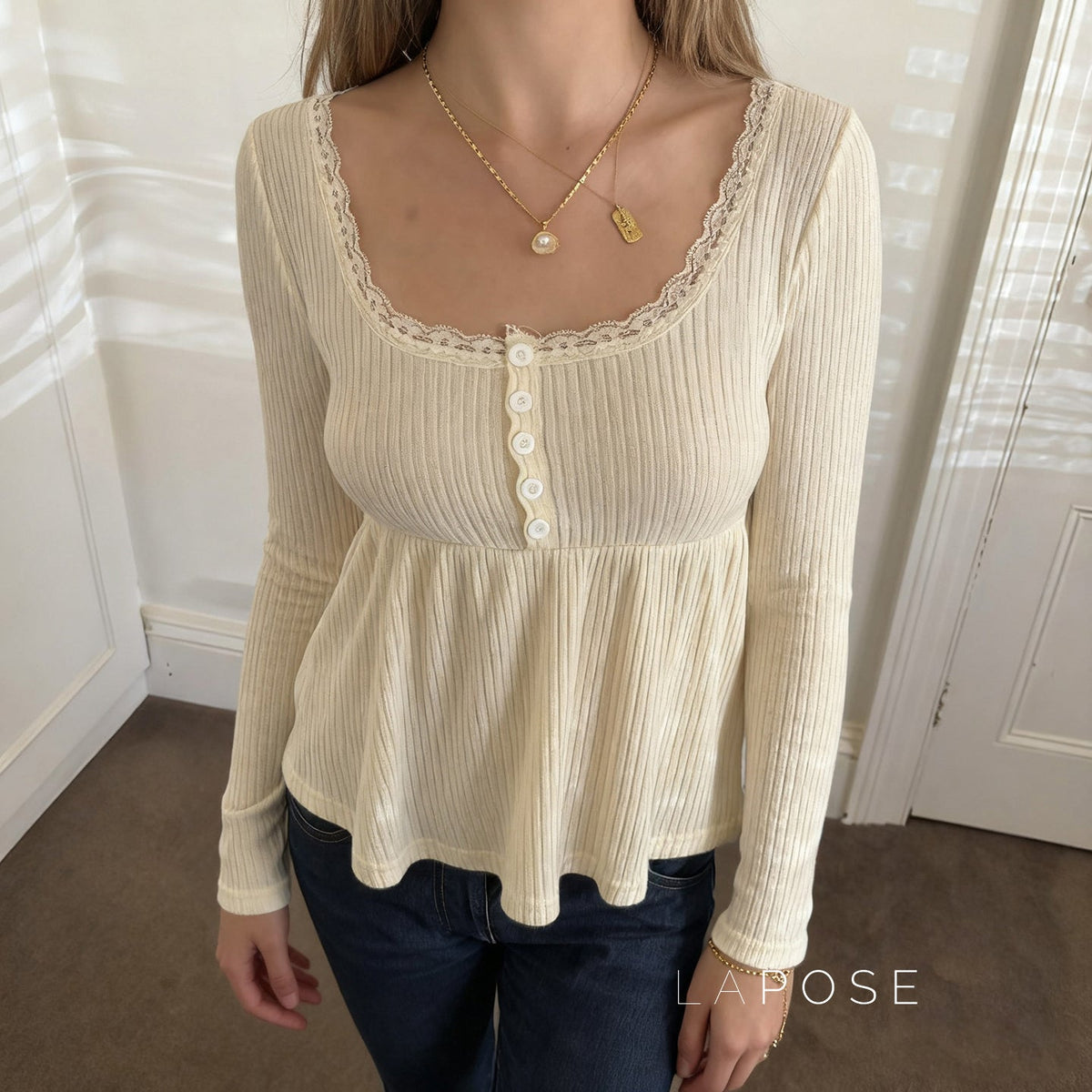 Polished Top with an Effortless Classic Look