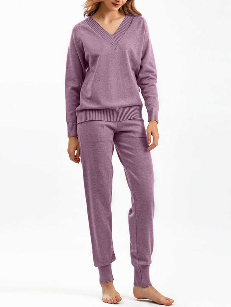 Elegantly Designed Pullover