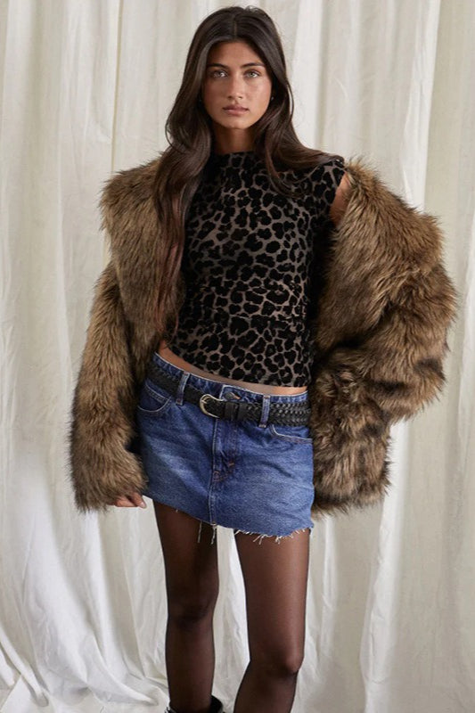 Gracefully Designed Top