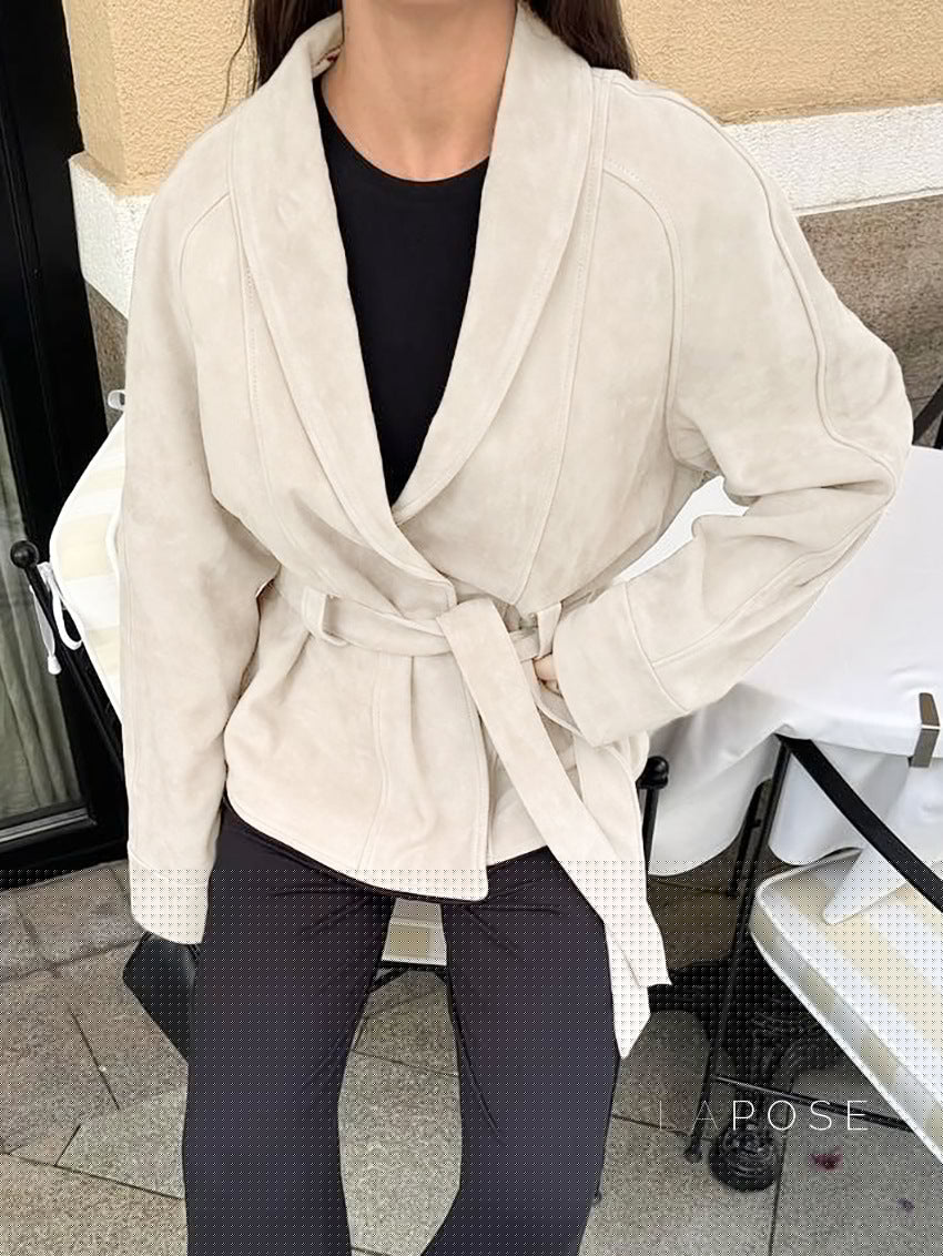 Elegantly Styled Jacket for Everyday Wear