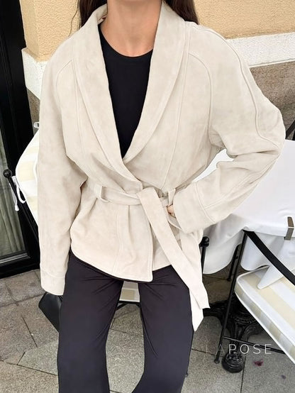Elegantly Styled Jacket for Everyday Wear